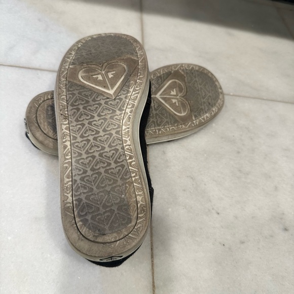 Black Roxy Shoe - Picture 5 of 6